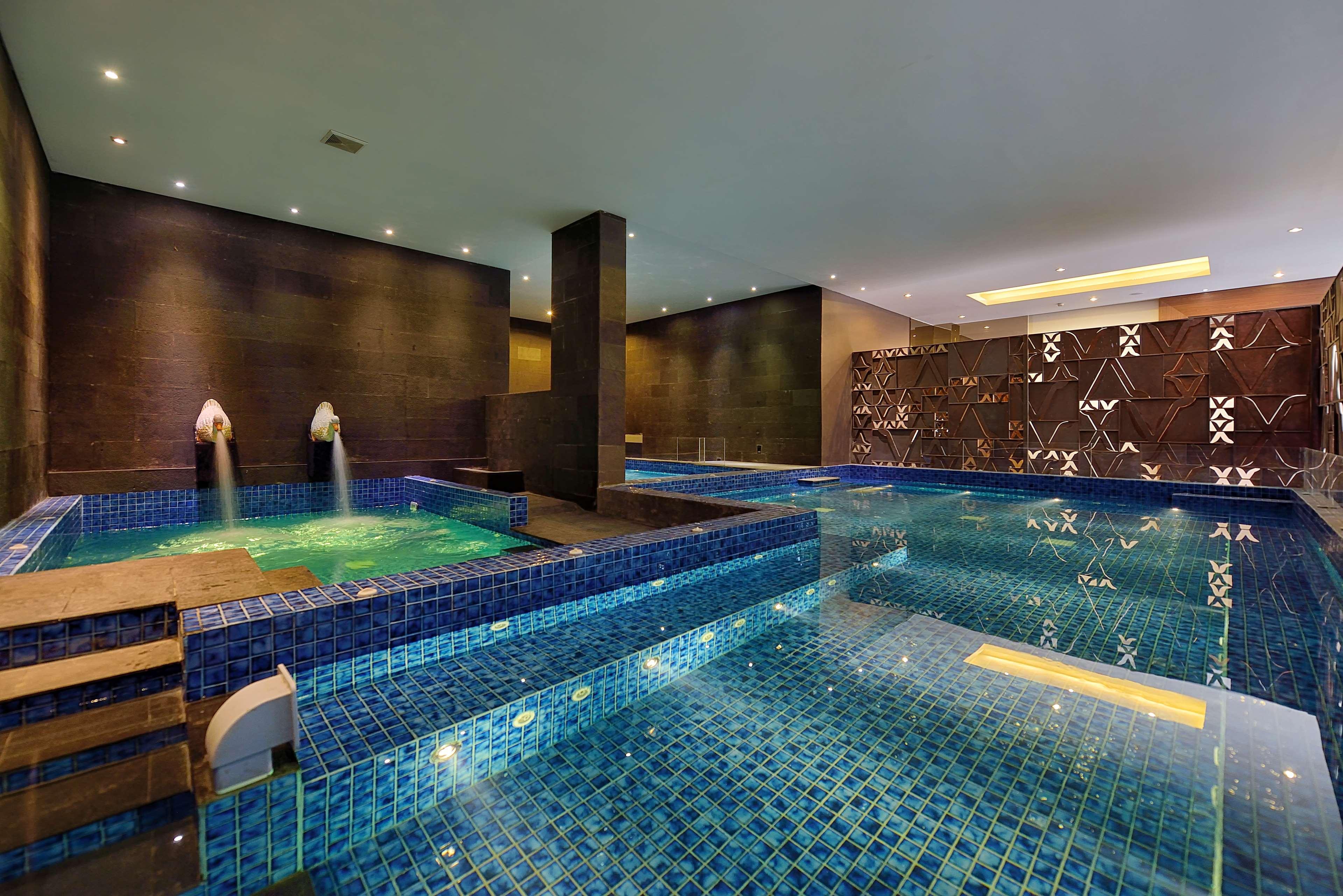 De Vins Sky Hotel Seminyak Екстериор снимка