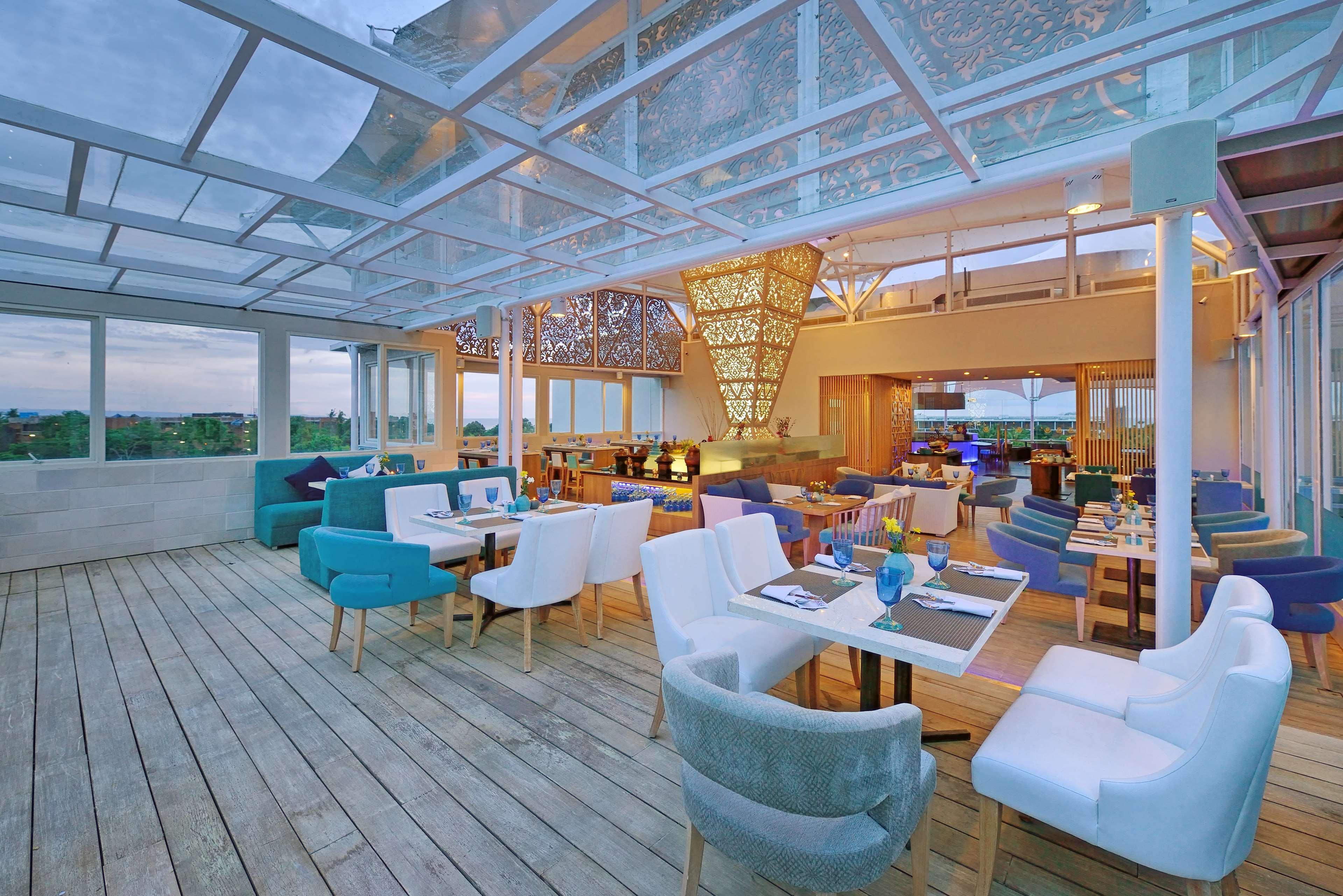 De Vins Sky Hotel Seminyak Екстериор снимка