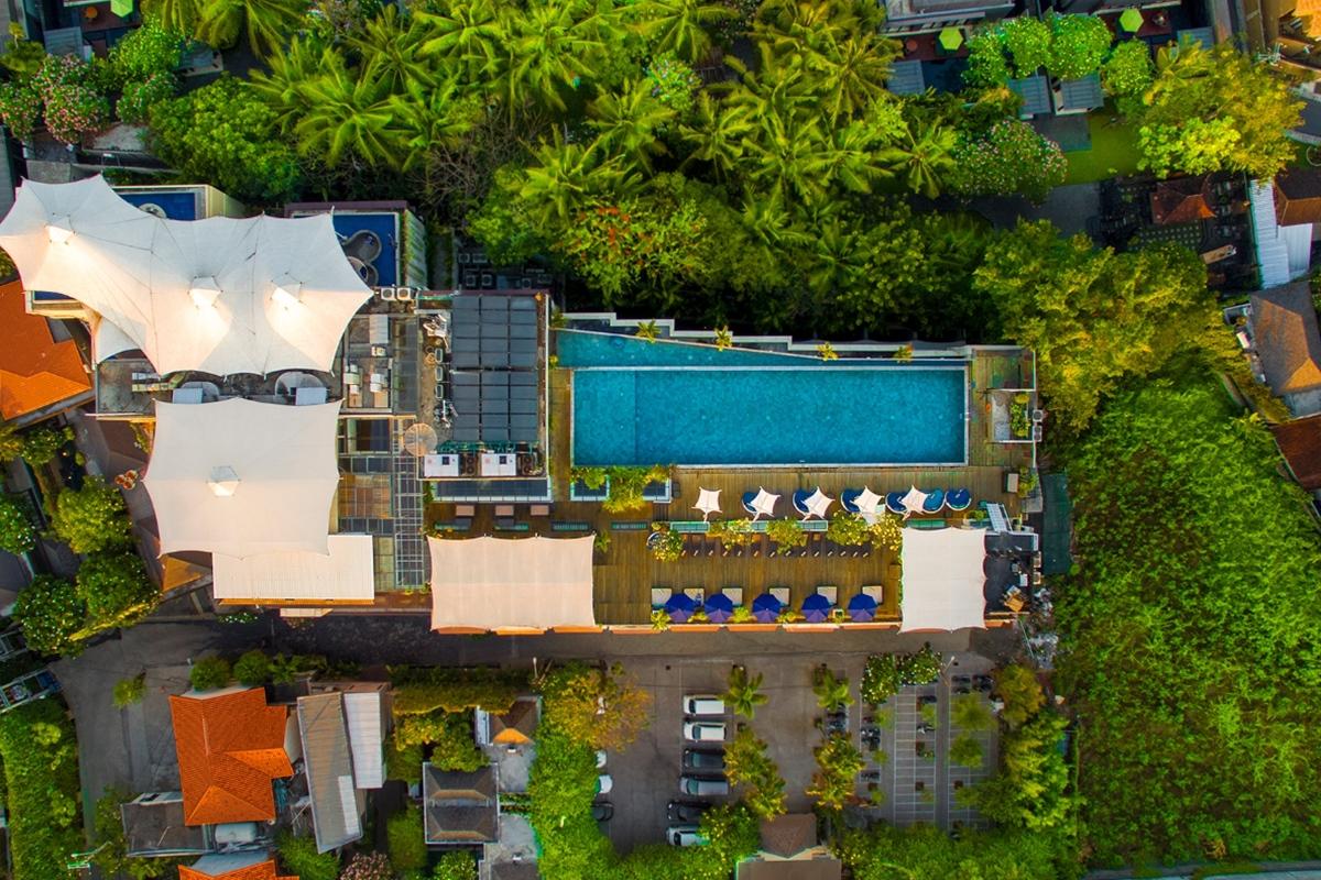 De Vins Sky Hotel Seminyak Екстериор снимка
