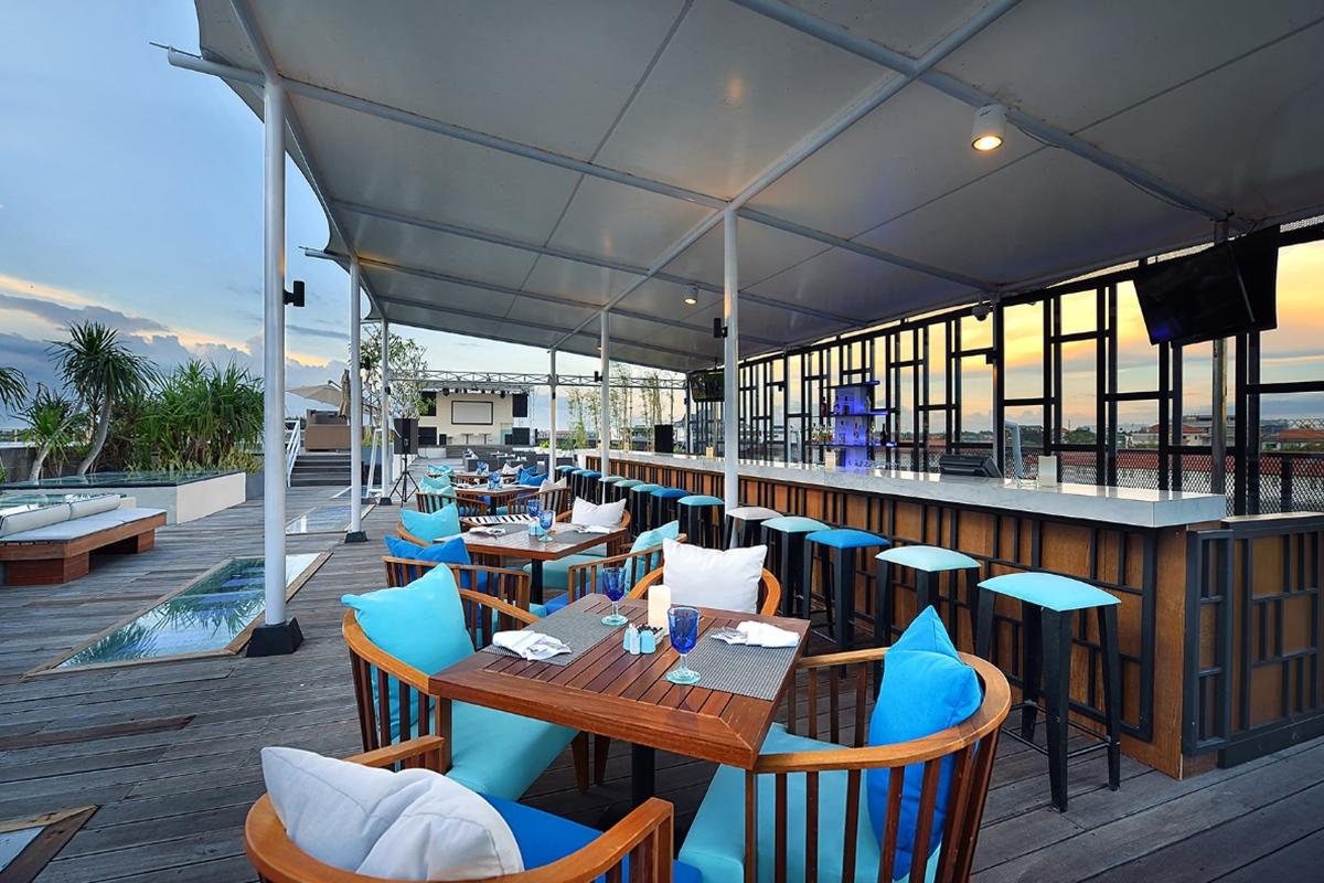 De Vins Sky Hotel Seminyak Екстериор снимка